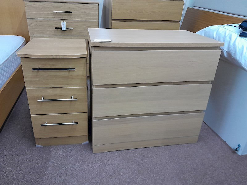 3 drawer chest