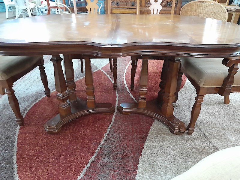 Extending table and six chairs