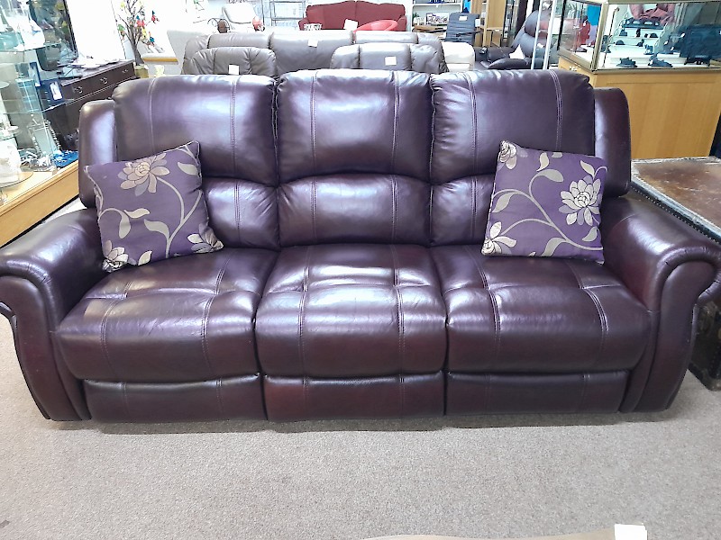 Recliner sofa