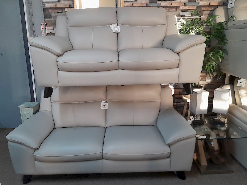 Ovidio 3 & 2 sofas