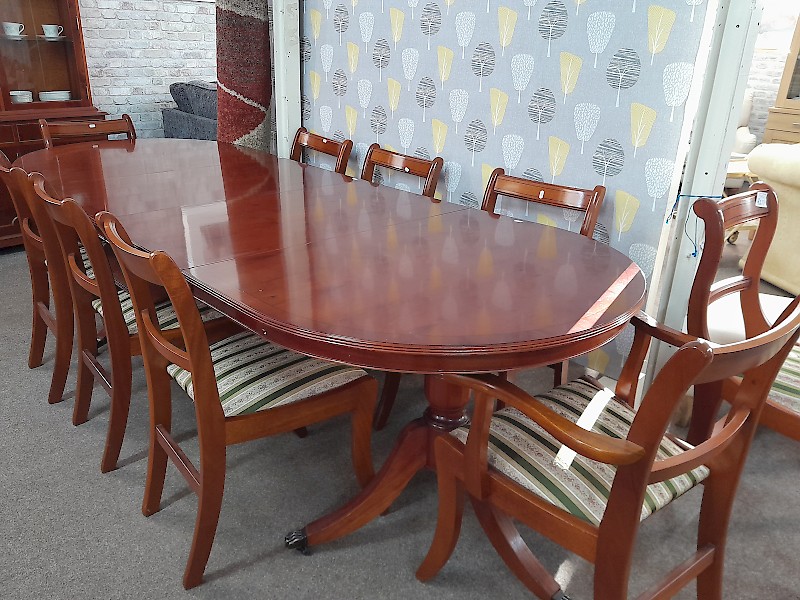 Extending table and eight chairs